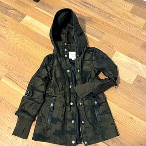 Anorak habitual girls 8